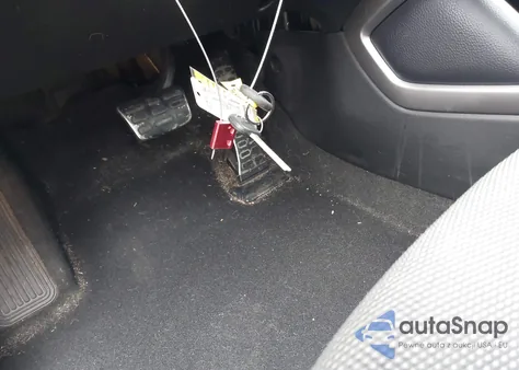 2016 Hyundai Veloster из США, поврежденный, VIN KMHTC6AD7GU291989